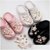 Accessori per parti di scarpe 1 Set Charms Jibz Designer Bling Fiore di lusso Per decorazioni per zoccolo Scarpe con strass perla dorata 220720 Goccia