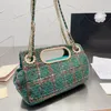 Projektanci klasyczne klapy Tweed na ramię torebki TOPOWAĆ WYBÓR KRÓTKA MATELASSE Modna Pearl Chain Women Crossbody Torka skórzana podszewki Luksusowe designerskie torba