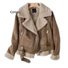 Skórzana skóra sztuczna skóra zimowa gruba ciepła zamszowa kurtka jagnięcy krótka motocykl Brown Płaszcze Faux Shearling skórzane kurtki HKD230808