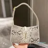 Axelväskor orm tryck underarmsäck kvinnor läder designer handväska tote messenger vintage väska crossbody väskor plånböcker