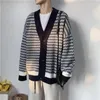 Männer Pullover 2023 Herbst Winter Koreanische V-ausschnitt Strickjacke Mäntel Männlich Gestreiften Pullover Jacken Männer Lose Beiläufige Gestrickte Oberbekleidung