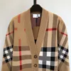 Moda de lujo Diseñador Cardigan Suéter Mujer Senior Plaid Clásico Ocio Otoño Invierno Mantener Cálido Cómodo Top S-3XL