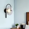 Vägglampa nordisk metall modern stil designer belysning möbler vardagsrum sovrum kök el armatur fixtur