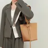 Bolsos de noche de alta calidad, elegante, de un solo hombro, tipo cubo, bandolera ligera de lujo 2023, bolso de cuero de gran capacidad para mujer