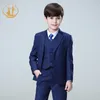 Costumes Printemps Automne Formelle Garçons Costumes pour Mariages Enfants Fête Hôte Costume Bleu Blazer Gilet Pantalon Top Qualité En Gros Vêtements 230809