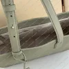 Män mode casual designe lyxig snabblinje väska på axelpåsar crossbody handväska messenger väska topp spegel kvalitet m22481 handväska