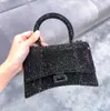 Kvinnors inlagd strass diamant timglas tygväskor glittrar crossbody axelväska lyx äkta läder designer handväska mode rosa sling smink väska