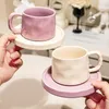 カップソーサーアートピンクティーカップパーソナライズされたノベルティブリティッシュセラミックコーヒー再利用可能なポータブルKahve Fincan Takimlariセット