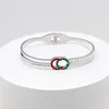 Brazalete de diseñador Pulsera de acero inoxidable Regalo de alta calidad No se desvanece Joyas de diseño para mujeres Amor de lujo Fiesta de bodas de oro Joyería de amor Primavera-anillo-cierres