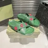 Итальянские женские сандалии летняя мягкая подошва мода универсальная обувь 2023 Дизайнер -дизайнерские дизайнер