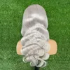 Superbe perruque grise ondulée avec dentelle frontale pour femme – Cheveux humains colorés 613 avec partie frontale en T – Cheveux raides d'aspect naturel – Dentelle transparente 13 x 6