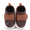 Sapatos de bebê recém-nascidos meninos meninas primeiros caminhantes bebês designer antiderrapante sapatos casuais tênis 0-18 meses