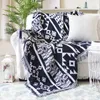 Deken Multifunctionele Strandlaken Matten 2 Side Print Outdoor Camping Kwasten Gooi voor Bedden Gebreide Nordic Sofa Cover 230809