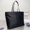 Borsa a mano in nylon nero Borsa a mano da donna Borsa di design di lusso da donna Shopping casual Re-Nylon Borsa a mano in pelle Saffiano borsa a tracolla borsa a tracolla