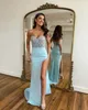 Elegant Sky Blue Prom -klänningar Pärlor Sweetheart Satin Aftonklänning veckar Backless Split Formal Long Special Ocn Party Dress