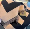 Sciarpe lunghe di design per donna B Scialle caldo imitazione pashmina ispessimento due colori con etichetta Sciarpa in cashmere