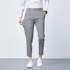 Pantaloni da uomo primaverili ed estivi alla caviglia, leggeri, casual, elasticizzati, slim fit, dritti, in seta di ghiaccio