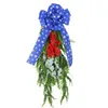 Couronne patriotique de fleurs décoratives pour porte d'entrée décorations du 4 juillet étoiles rouges blanches et bleues