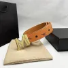 Modedesigner Mens Belt äkta läderbälten för kvinnor Smooth Gold Woman Luxury Belt Ceinture Luxury Waistband