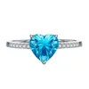 Anelli a grappolo 2023 925 Silver Heart 8 High Carbon Diamond Sea Blue Treasure Anello imitazione matrimonio