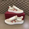 Feragamos Top Fashion Brand Shoe Oryginalne skórzane sportowe buty na desce dla mężczyzn Brytyjski Casual Casual Trend wszechstronny niski e7ag