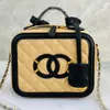 Vanity Luxury Sac Designer Sac de maquillage Sac de maquillage jaune pour femmes Caviar Mini Chain de haute qualité Couber Crossbody Sac à main portefeu