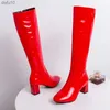 Jesienne zimowe damskie buty na kolanach patent skórzane kolano wysokie buty kobiety wodoodporne białe czerwone czarne imprezy fetysz butę lady l230704