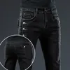 Jeans pour homme Coupe ajustée extensible confortable et élégante Le pantalon indispensable pour tout homme à la mode 230809