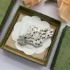 Vrouwen prachtige edelsteen broche merk vintage 18K vergulde koper jadeite ingelegde kristallen vintage stijlvolle charm pin sieraden accessoires