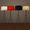 Floor Lamps Creative Simple Lmps Fabric White Black Red Lampshade Standing Lamp Living Room Bedroom Home Decoration Lighting