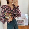 Kvinnors blusar skjortor Yedinas Japan Style Chiffon Shirts Peter Pan Collar Lantern Sleeve Blause Female Spring Topps Pearl Buttons Floral Bluses 230808