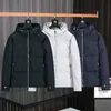 남성 재킷 왕의 다운 재킷 분리 가능한 소매 두꺼운 따뜻한 윈드 브레이커 코트 Lady Slim Jackets winter outwears와 함께 B 실리콘 배지 다운스