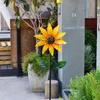 Dekorativa föremål Iron Art Sunflower Rotating Windmill Villa Garden Outdoor Decoration Homestay Metal Crafts 230809