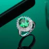 Cluster Rings Green2023 S925 Sterling Silver Ring Light Luxury High Carbon Diamond Gemstone Bridal Statement Jewelry Elegant Stylish