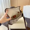 Portefeuille pour hommes cooachs poignée supérieure soho Sac sous les bras Designer de luxe Cross Body Clutch Sacs Femmes Toile Sac à main à bandoulière mode Messenger voyage vacances Sacs fourre-tout