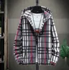 Hommes Veste Coupe-Vent Mince Veste Manteaux Lettres triangle Hommes Femmes Manteau Imperméable Printemps Automne vêtements Vestes Survêtement Burbs Vêtements Homme