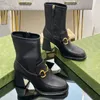 Mode nouvelles bottes femmes de qualité supérieure cuir verni peau de vache haute élasticité bande élastique chaussures plates confortables designer couleur mélangée fond épais cheville g botte 34-42