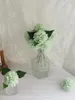 Dekorativa blommor konstgjorda 25st mint grön dahlia falska daisy med stam för diy bröllop buketter blommor mittstycke arrangemang