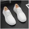 Chaussures décontractées pour hommes de printemps blancs baskets de mode Vulcanisation Man Footwear Zapatos de Hombre B 's