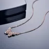 Pendanthalsband TKJ S925 Sterling Silver New Fashion Zircon Butterfly Small Fresh Simple Ladies Necklace Temperament ClaVicle Chain Kedja Kvinna