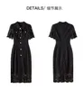 2023 Лето черное сплошное цветовое кружевное платье с коротким рукавом оценочное шейки кнопки колена повседневные платья w3q014312