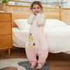 Sac de couchage bébé en pyjamas avec couverture portable des pieds au printemps et en été avec des jambes Sac de couchage en coton adapté à la combinaison de jeunes enfants Z230811