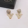 20 Style Mieszane kolczyki Marka Letter 18K Gold PlATE Pearl Stud K inkuria Kobiety Biżuteria Weddne przyjęcie Wakacje Prezent