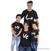 Familie bijpassende outfits Vader Moeder Kinderkleding Zomer Familie bijpassende outfits Ouder-kind Rood Liefdesbrief Print T-shirt Korte mouw Trui Tops