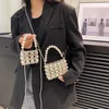 Cross Body Netizen Mini Pearl Bag Women's 2023 Nowa moda wszechstronna torba łańcucha Ins Cross Body torebka 14+16 mmstylishdesignerbags