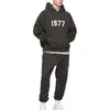 Vår/sommaren mäns hoodie 1977 Flocking Plus Size Trend Jogging Cotton Hat Pants Sports Set