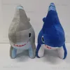 Плюшевые куклы 2pcs Sharkdog плюшевая акула собака игрушка Sharkdog Toy Shark Dog плюшевая мягкая игрушка начинка кукла T230828