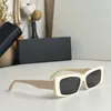 Män och kvinnor mode solglasögon designer lyxiga super coola glasögon solglasögon 0286 dekorativ solskade spegel UV -skydd avancerad känsla