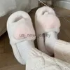 Pantofole mandano cuore amore adora le pannelli di pelliccia da donna calda calda peli di peluche di peluche di peluche Slifori di scivolo a casa 2023 scarpe da interno inverno j230810