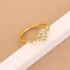 Bröllopsringar minimalistiska snöflinga för kvinnor Small Crystal Flower Ring Stacking Zircon Elegant Bands Women's Female Jewelry